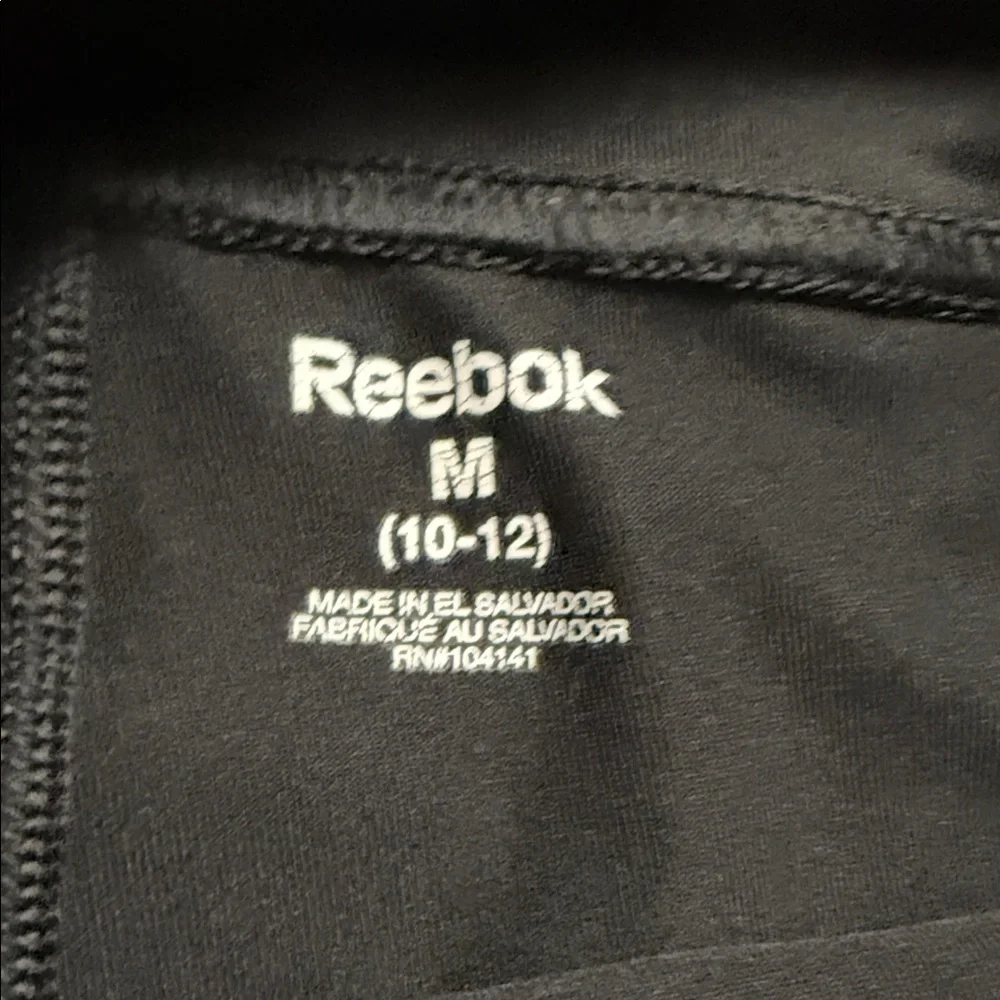 Reebok nwot sleek